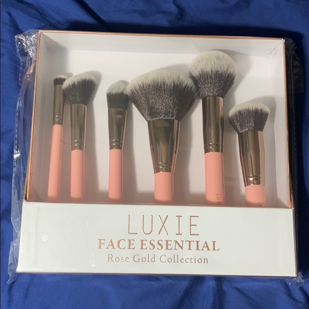 Luxie face essential set